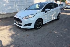 Ford Fiesta 1.5 TDCi 75CV 3 porte ST-Line