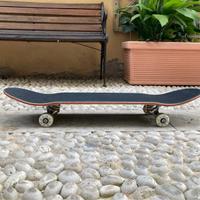 skateboard nero