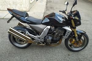 Kawasaki Z1000 Black edition