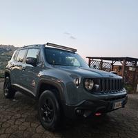 jeep renegade trailhawk UNICA 