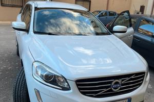Volvo XC60 prezzo ribassato
