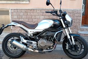 Moto QJ 550srv 