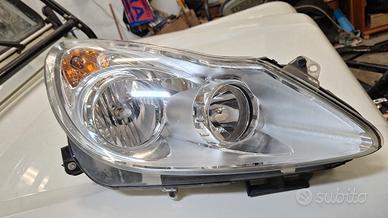 Fari anteriori Opel Corsa