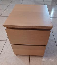 Comodino Ikea modello Malm
