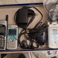 Set di cellulari - caricatori vintage