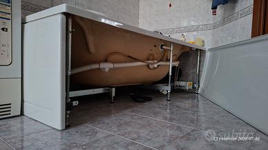 vasca idromassaggio due posti Ideal standard 