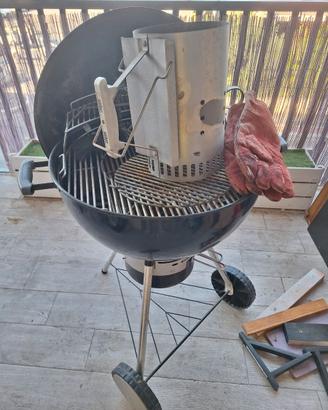 Weber Master-Touch GBS 57 cm + Camino e Accessori