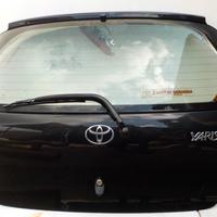 baule Yaris 2009 nero