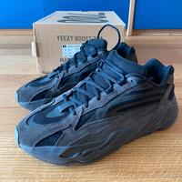 Adidas Yeezy 700 V2 Vanta