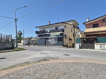 2 LOCALI A CASTEL VOLTURNO