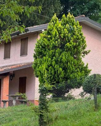 Casa indipendente di 173 m² con 4 locali e posto a