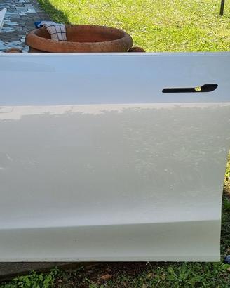 Portiera anteriore sinistra tesla model y bianca