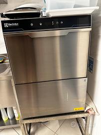 Lavastoviglie lavaoggetti