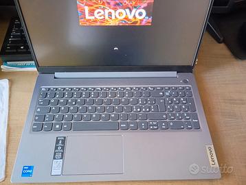 Nuovo pc portatile lenovo in garanzia