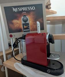 Nespresso CITIZ macchina caffè rossa nuova 