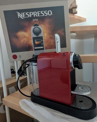 Nespresso CITIZ macchina caffè rossa nuova 