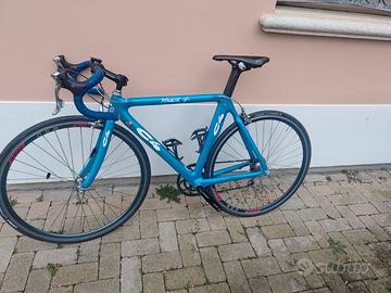 bicicletta da corsa C4