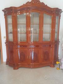Mobili in legno per salotto stile antico