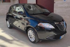 Lancia Ypsilon 1.3 MJT 95 CV 5 porte S&S Platinum
