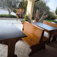 tavoli con panche
