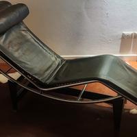 Chaise longue LC4 di Le Corbusier per Cassina