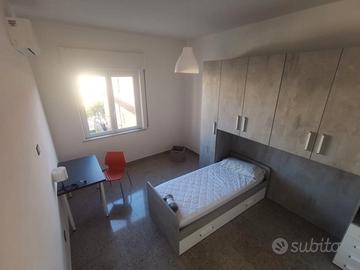 Posto letto in appartamento ristrutturato a casert