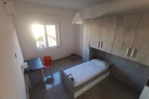 Posto letto in appartamento ristrutturato a casert