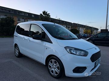 Ford Tourneo Courier 1.5 Dci 101 cv italiano unipr