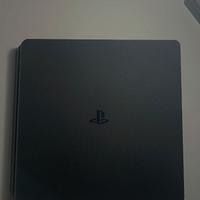 PS4 con Joystyck e 6 giochi