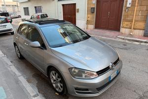 Volkswagen Golf 7 serie 2013 full optional