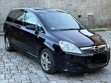 Opel ZAFIRA - Vers. COSMO 1.9 TD
