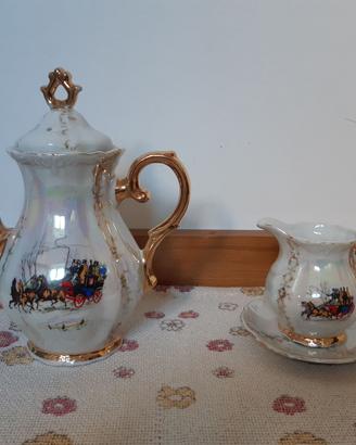 Caffettiera e lattiera con piattino, made in Italy