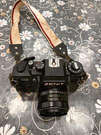 macchina fotografica Zenit 122