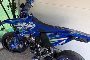 YAMAHA YZ 125 MOTARD