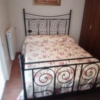 Letto una piazza e mezza completo di materasso