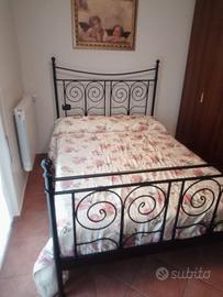 Letto una piazza e mezza completo di materasso