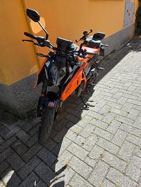 ktm duke 390 