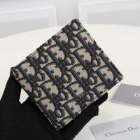 Dior wallet