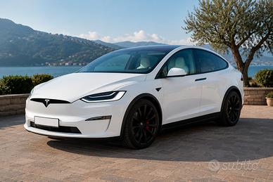 TESLA MODEL X PLAID