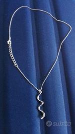 Catenina con ciondolo