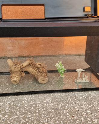 Acquario 100 lt con accessori 