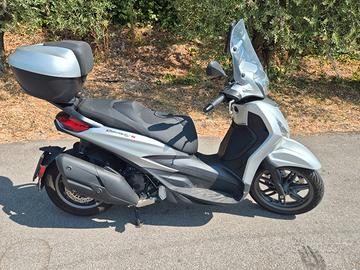 Beverly 400S HPE aprile 2023