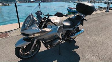 BMW R1200ST