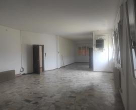 Silea ufficio primo piano mq. 93 - E. 650 mese