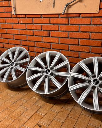 CERCHI AUDI 19 ORIGINALI