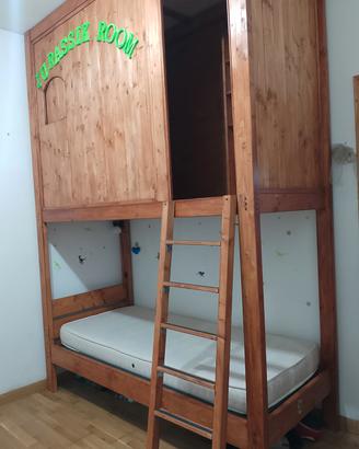 Letto con soppalco chiuso. Sant' Antioco 