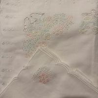 tovaglia ricamata a mano