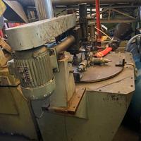 Tavola rotante con 3 lavorazioni