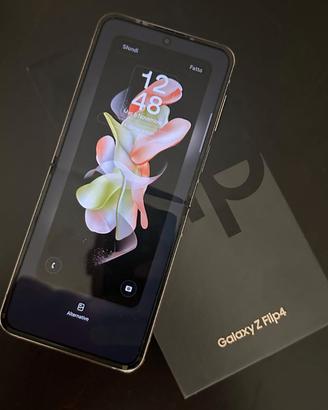 SAMSUNG Galaxy Z Flip4 - 5G - 128 GB Pink Gold