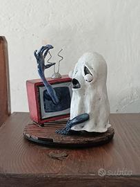Statuetta fantasmino + TV (fatta a mano)
